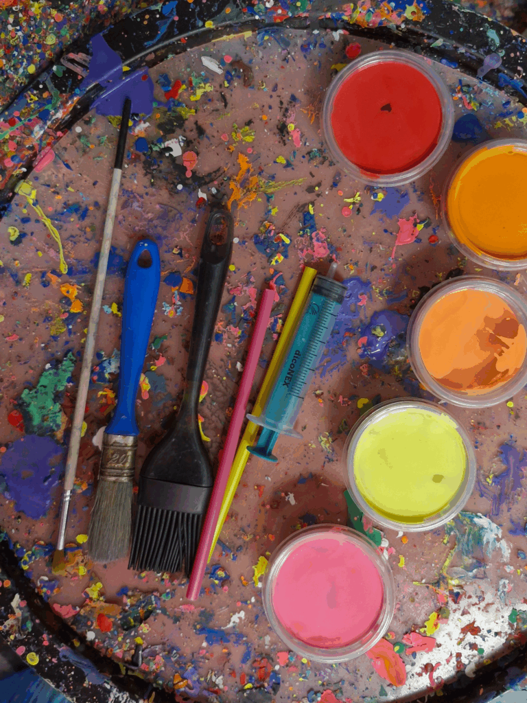 pigcasso malowanie fluo atrakcje wrocław dzieci rodzinka polska