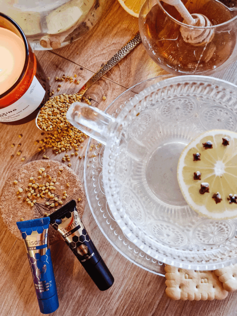 podróżnicza kosmetyczka wakacje rodzinne pakowanie tisane