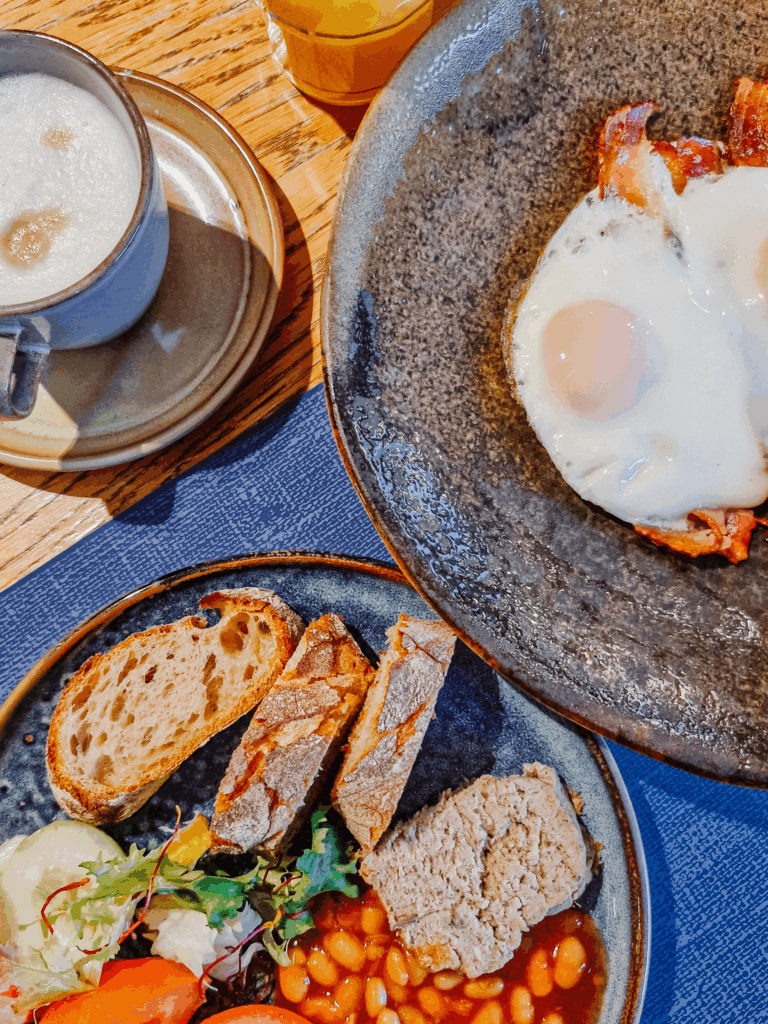śniadanie jedzenie katowice hotel dla rodzin