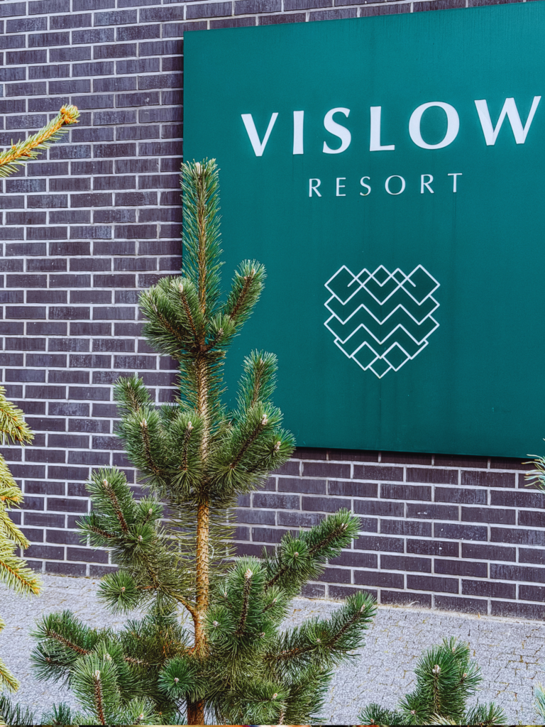 vislow resort spa